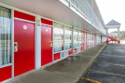 OYO Hotel Jennings I-10 - image 8