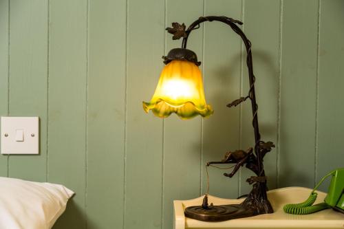 OYO Orestone Manor - image 7