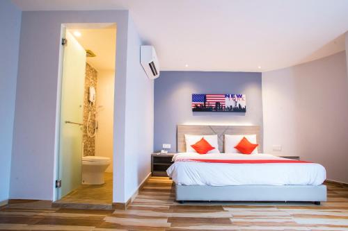 room detail thumbnail 1