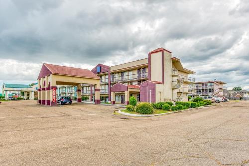 OYO Hotel Jackson North I-55 - image 8