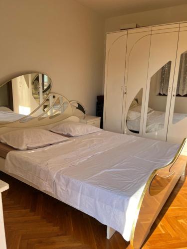 Three-Bedroom Apartment image 1