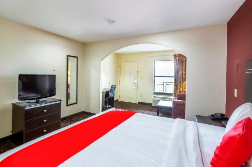 OYO Hotel Port Allen LA - image 7