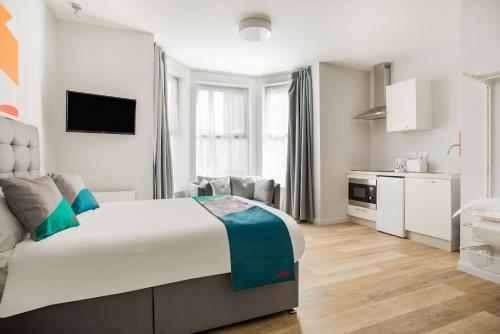 OYO Studiotel GY - Modern Hotel Apartments