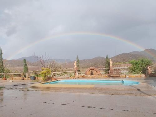 CORTIJO Rural MOLINO EL TARAHAL con piscina y zonas compartidas