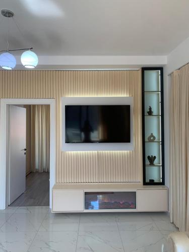 Vila Leon private, Tirana