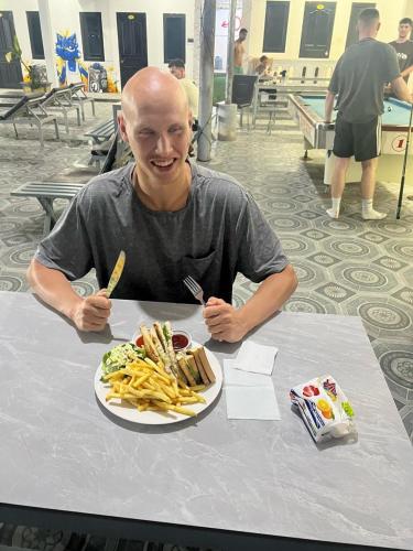 Mâncare şi băutură, A PATUXAY VIENTIANE HOTEL & APARTMENT  in Patuxay / Victory Gate