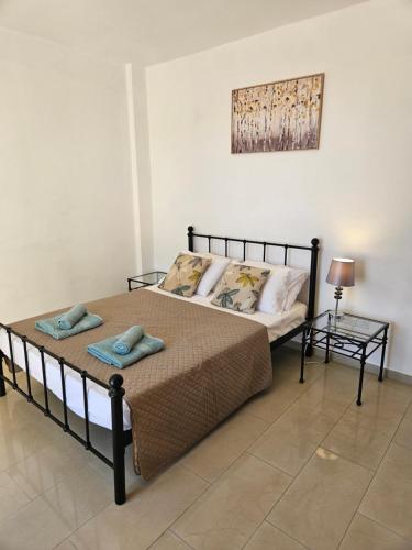 Panoramic view, one bedroom apartment, Peyia 2