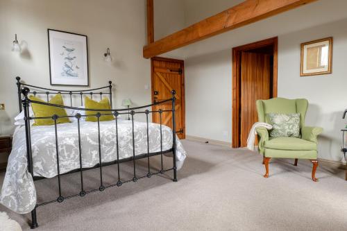 North Downs Barn Room Type - Superior King Room