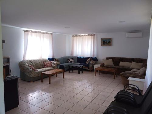 . Lake Surduc house for rent