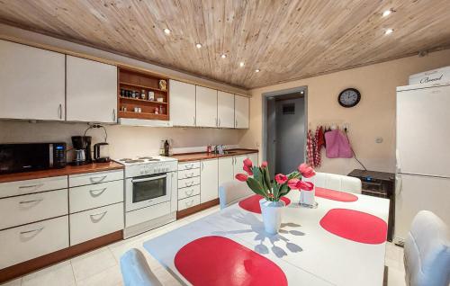 Kitchen, Gorgeous Apartment In Hyltebruk in Hyltebruk