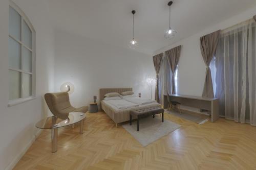 Beautiful condo at the Old Town, Bratislava (fotografie 4)