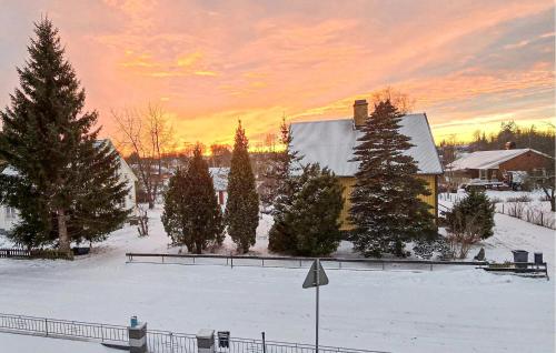 Skats, Gorgeous Apartment In Rörvik With Wifi (Gorgeous Apartment In Rorvik With Wifi) in Rorvika