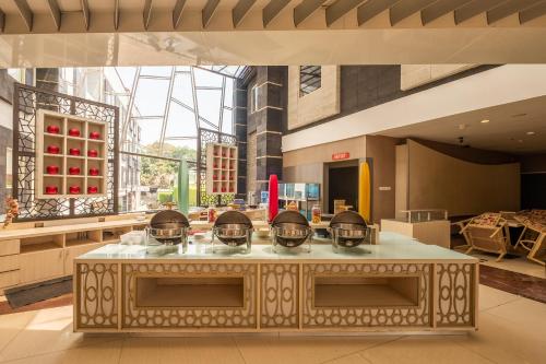 Restaurant, Townhouse Oak Cihampelas Near Ciwalk Formerly Promenade Hotel in Bandung