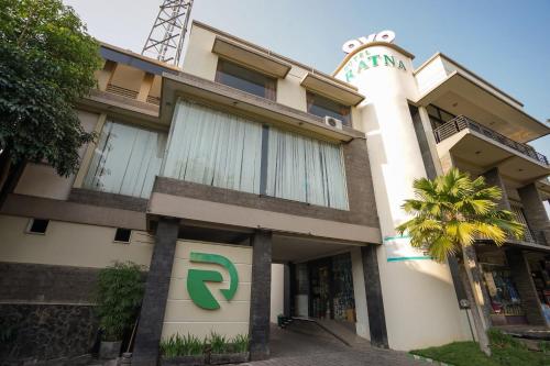 ทางเข้า, Collection O 1430 Hotel Ratna Syariah in โปรโบลิงโก้