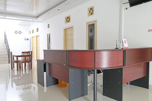 ล็อบบี้, โอโย 1185 ซาชิลา เกสต์เฮาส์ ชาเรียะฮ์ (OYO 1185 Sachila Residence Syariah) in ปาดัง