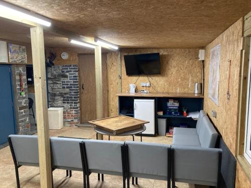 Tyn-Y-Berth Sleeps 27 luxury group accommodation in Aberllefenni