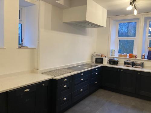 Tyn-Y-Berth Sleeps 27 luxury group accommodation in Aberllefenni