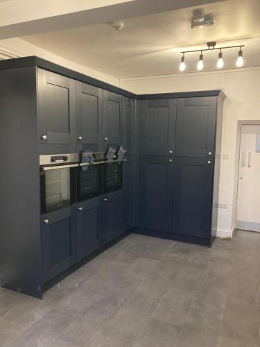 Tyn-Y-Berth Sleeps 27 luxury group accommodation in Aberllefenni