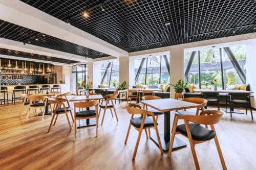 Ресторан, Lofft Hotel in Цеханув
