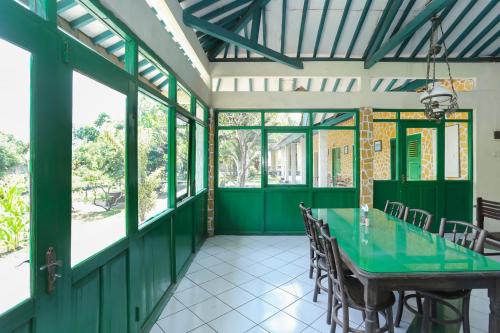 Restaurant, Hotel O Penginapan Kepurun Pawana Indonesia in Kaliurang