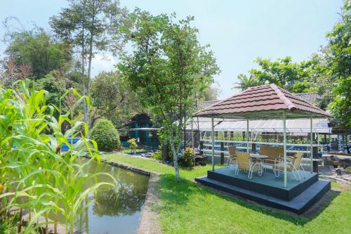 Hotel O Penginapan Kepurun Pawana Indonesia - 정원
