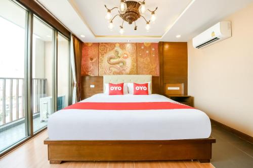 room detail thumbnail 1