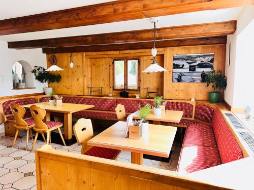 Ēdiens un dzērieni, Hotel Lainbach in Wängle (Hotel Lainbach in Wangle) in Holz
