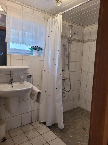 Ferienwohnung Lang in Blankenborn, Deutschland