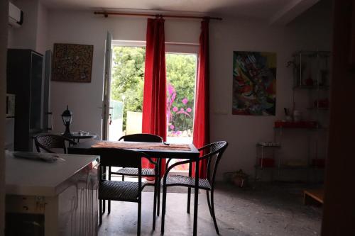 Holiday Home Paradiso in คราส