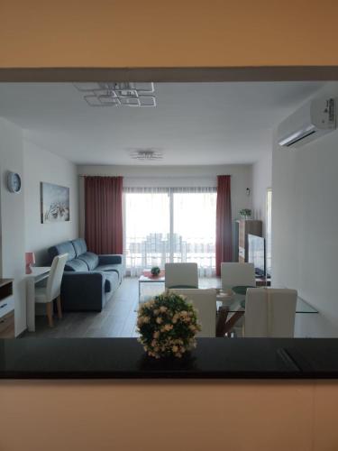 Serene Luxury Apartment with Pool - Viento Azul 2