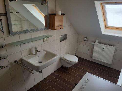 Vannituba, Gäste- und Monteurwohnung in Osterburg mit AC (Gaste- und Monteurwohnung in Osterburg mit AC) in Osterburg