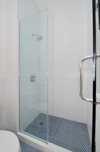 Spacious 2BR 2BA with Rooftop Walk to Times Square, New York (Foto 5)