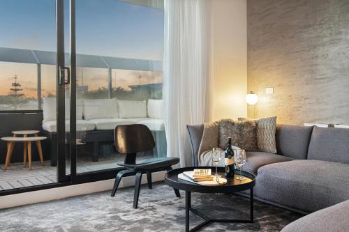 Beach Gem with Gorgeous View, Melbourne