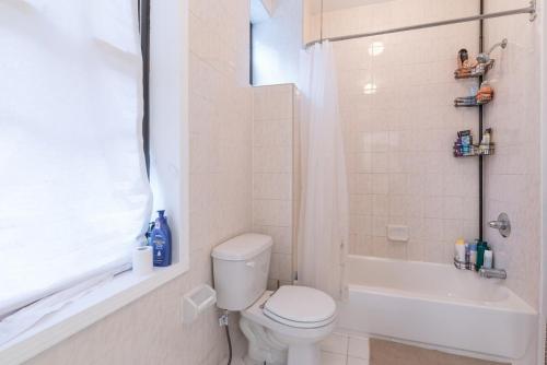 5 Bedroom 2 Bath I Full Floor I Midtown, New York (Foto 4)