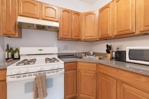 5 Bedroom 2 Bath I Full Floor I Midtown, New York (Foto 9)