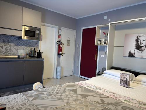 Studio Flat Policlinico G B Rossi Borgo Roma, Verona (photo 8)
