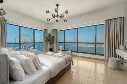 Luxury Dubai Eye View Living - Beach access I Marina Walk, Dubaj