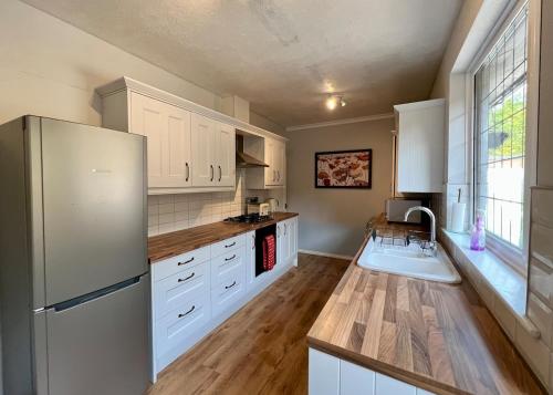 Bungalow Retreat With Games Room And Pool Table in ברומסגרוב