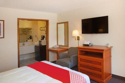 1 queen bed