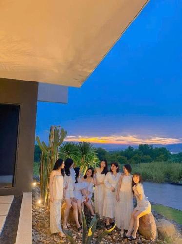Chuỗi Villa 6 ngủ Siêu VIP Tuần Châu S-H - Mặt Biển - View vịnh