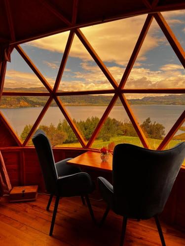 Domos lago Muisca Xue in Llano Alarcon-Aquitania