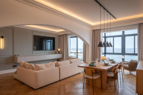 QUI by Homega, Seafront Views from Every Room, Sliema (photo 4)