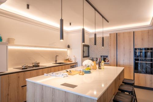 QUI by Homega, Seafront Views from Every Room, Sliema (photo 9)
