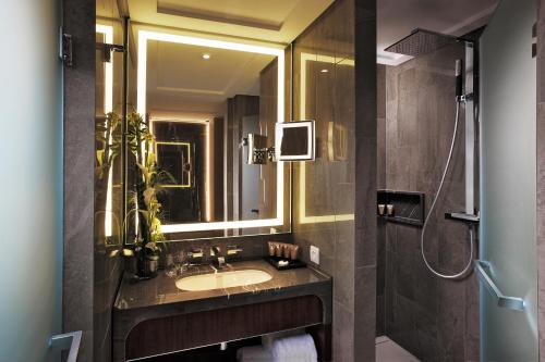 Tangla Hotel Brussels Room Type - Superior King Room