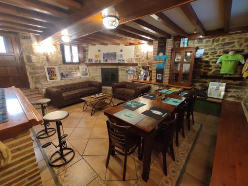 El Hogar del Ciclista in Espinosa de los Monteros