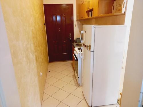 Apartment image 10
