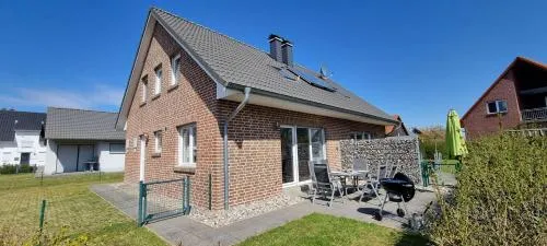 Wismarer Kogge Luv bis 6 Personen bei Wismar in Zierow, Deutschland