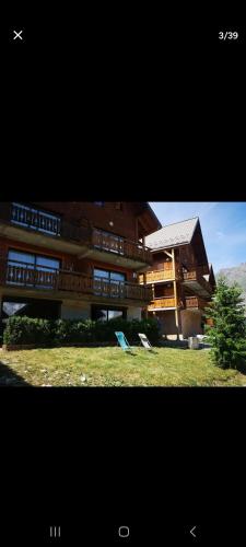 Appartement chalet montagne cosy 8 places in Reallon