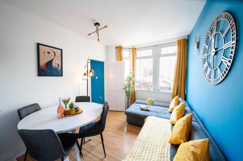 Three-Bedroom House image 3