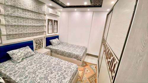 شقة vip فندقية امام حديقة الطفل